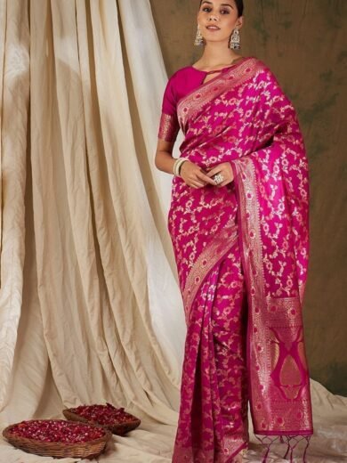 Pink Woven Floral Work Banarasi Silk Saree Set